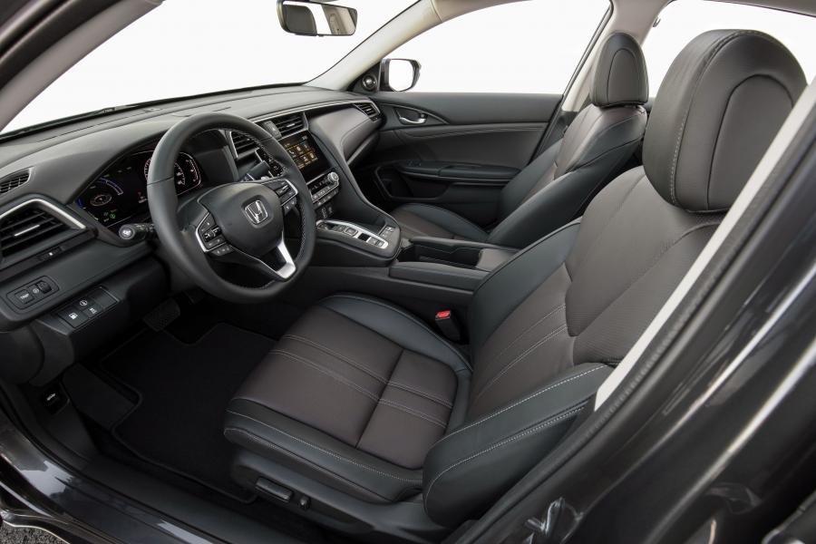Интерьер Honda Insight 2018 года  (NA) (фото 8 из 62)